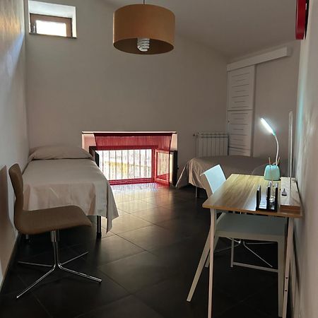 Elegante Appartamento Privato In Palazzo Storico Del XVIII - Pieno Centro Nicosia Ngoại thất bức ảnh