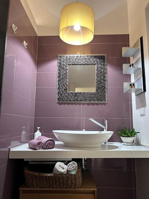 Elegante Appartamento Privato In Palazzo Storico Del XVIII - Pieno Centro Nicosia Ngoại thất bức ảnh